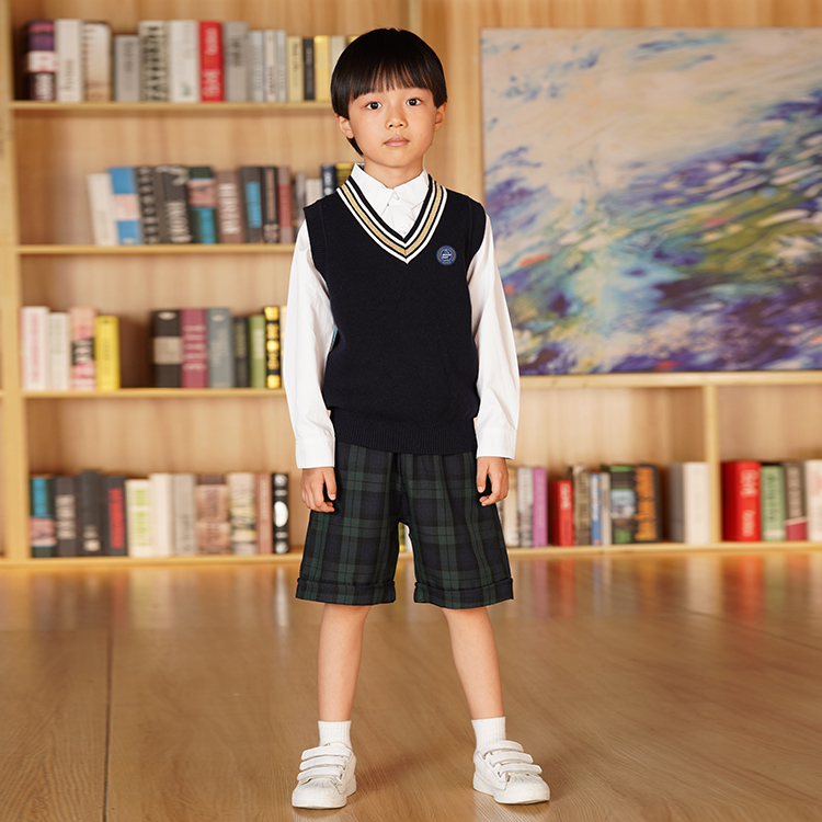 春季针织校服