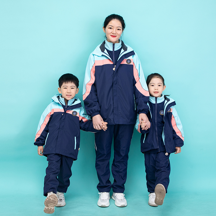 中小学生冬季校服