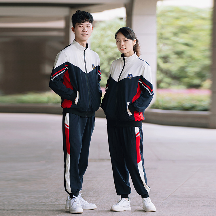 中小学校服