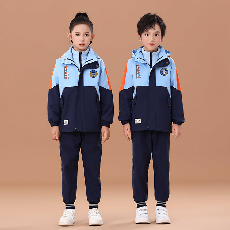 中小学冲锋衣套装