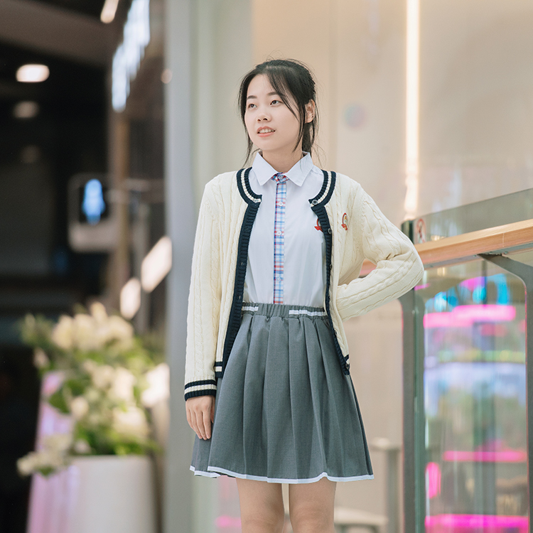 中小学生秋季校服