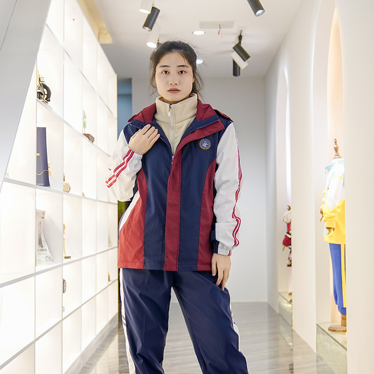 中小学冬季冲锋衣校服
