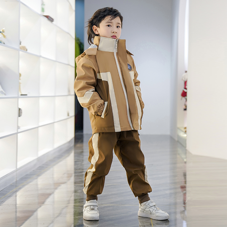 冬季保暖小学校服