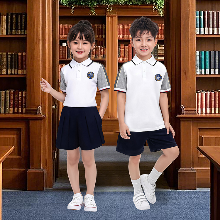 小学生夏季校服